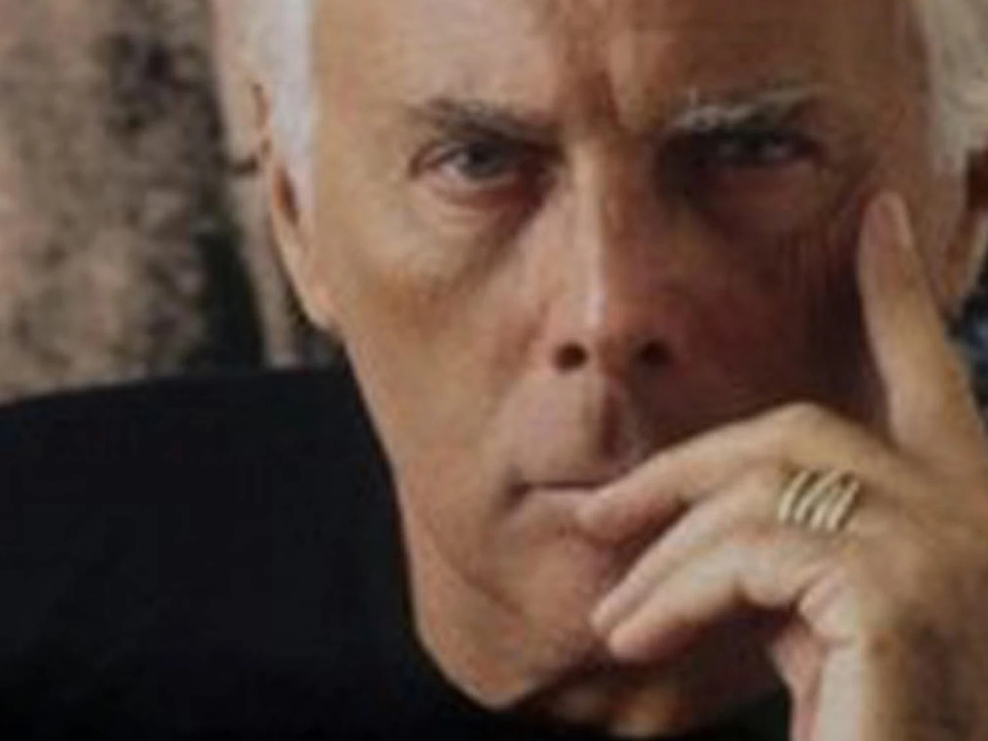 Giorgio Armani, i dettagli del testamento: il futuro dell'azienda, cosa lascia al compagno