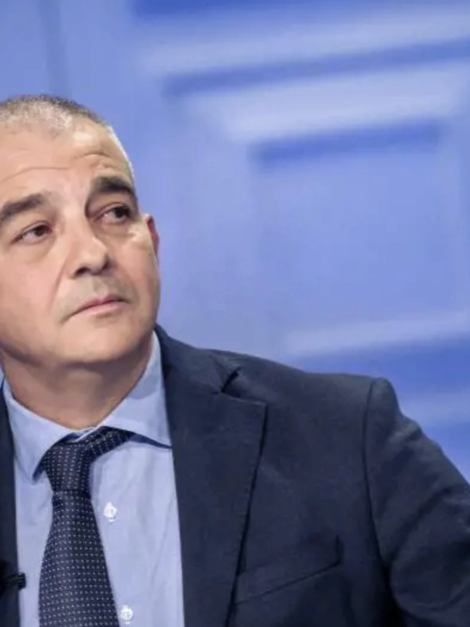 Fango a 5 stelle sul governo