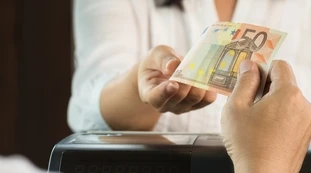 Gdf, valanga di controlli sul reddito di cittadinanza: truffe da rom e detenuti