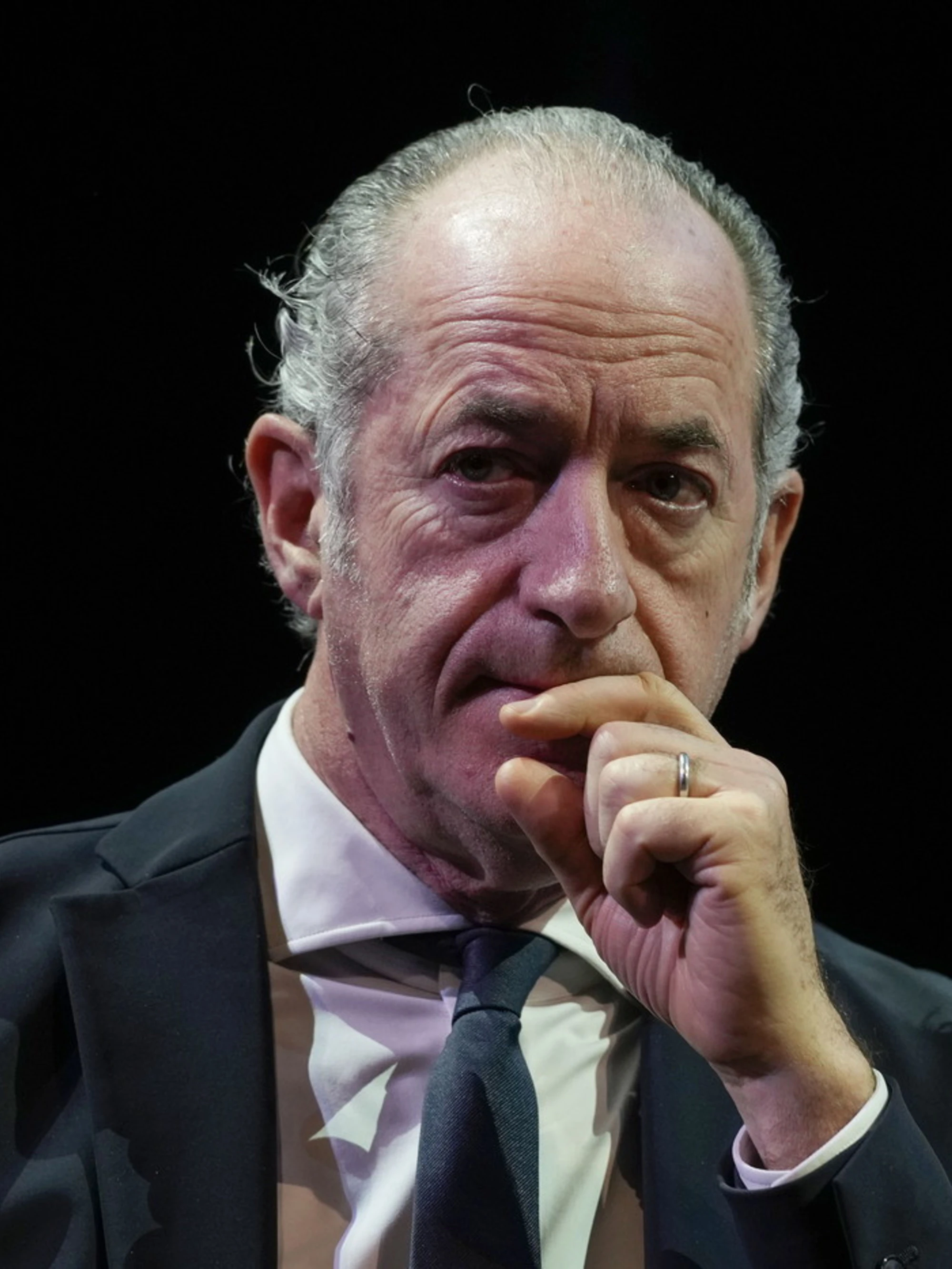 Alpini, l'affondo di Luca Zaia: "La sinistra odia le divise, basta fango"
