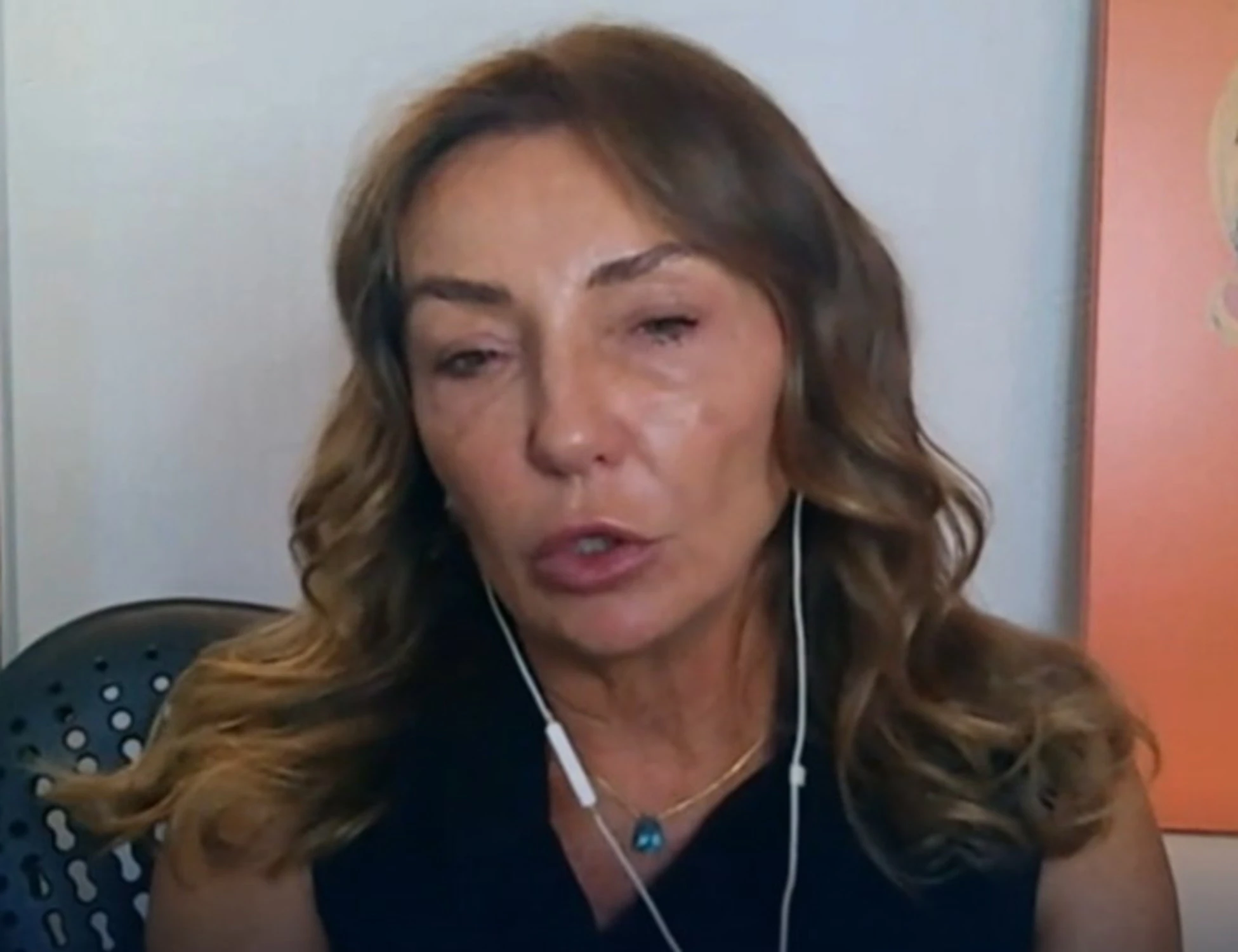 Roberto Vannacci, la teoria della Ghisleri: "Come si firma spiega tutto"