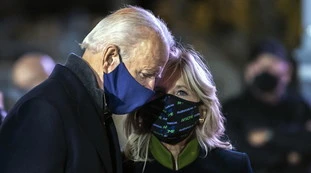 Elezioni Usa, "stop the steal". Gli elettori di Trump denunciano i brogli di Biden: "Fermate il furto ai seggi"