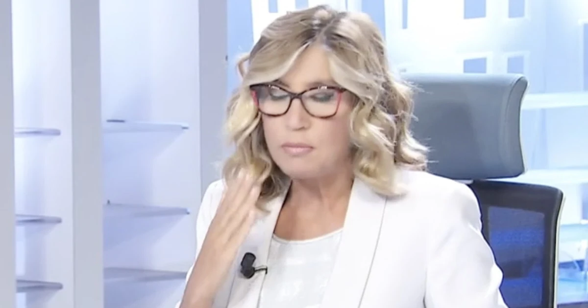 Myrta Merlino, imbarazzo in diretta: "Scusate, ma...", sorpresa così