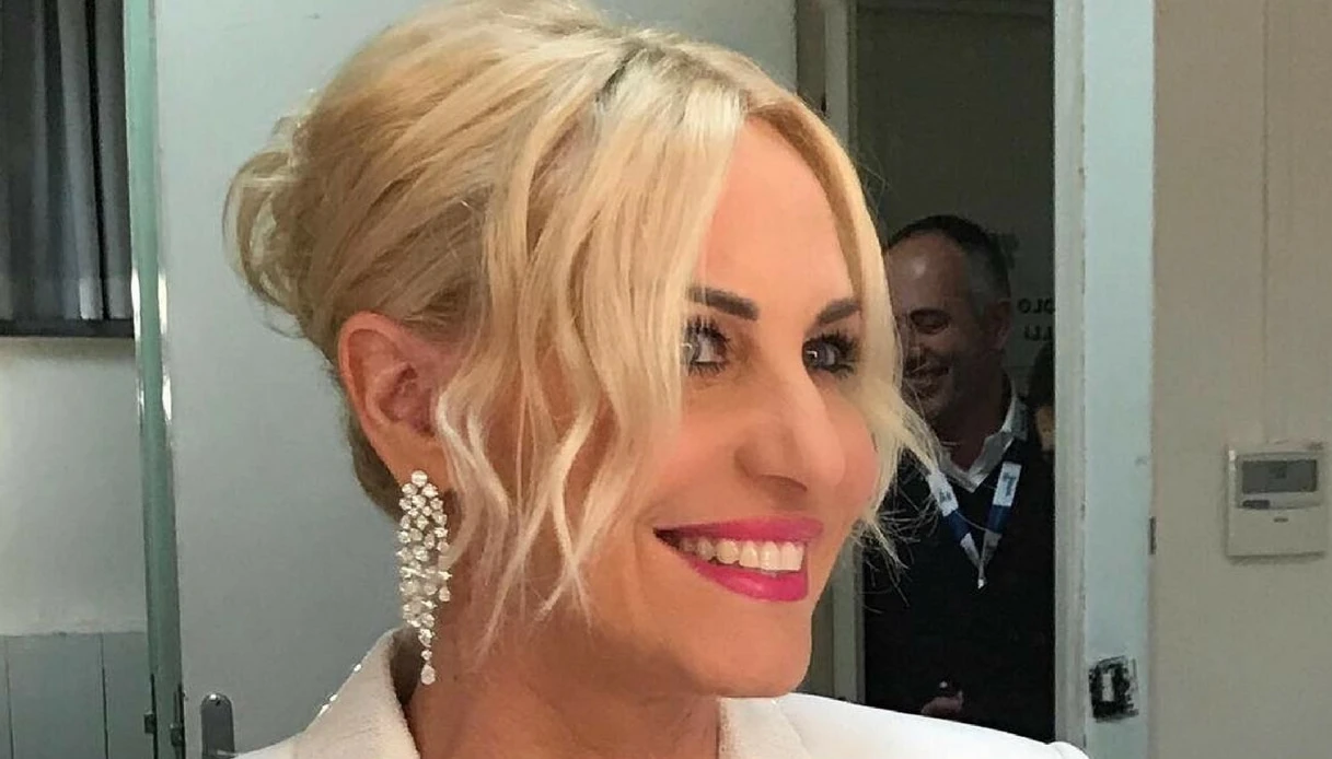 Striscia la Notizia, Antonella Clerici terremota la Rai: "In quel programma mi divertirei da pazzi"