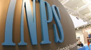 Fase 2, le telefonate choc all’Inps: "Non ho più soldi, devo andare a fare rapine?" 
