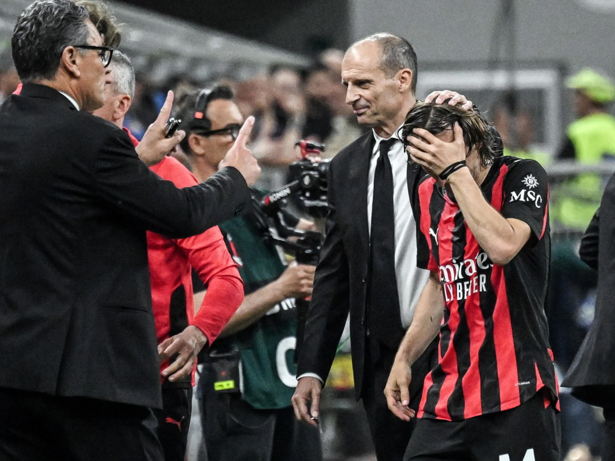 Milan, la più radicale delle rivoluzioni: tutto in mano ad Allegri