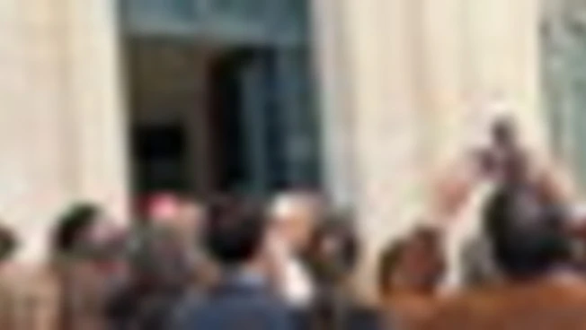 Papa XIV in visita a sorpresa al Senato, è la sua prima volta