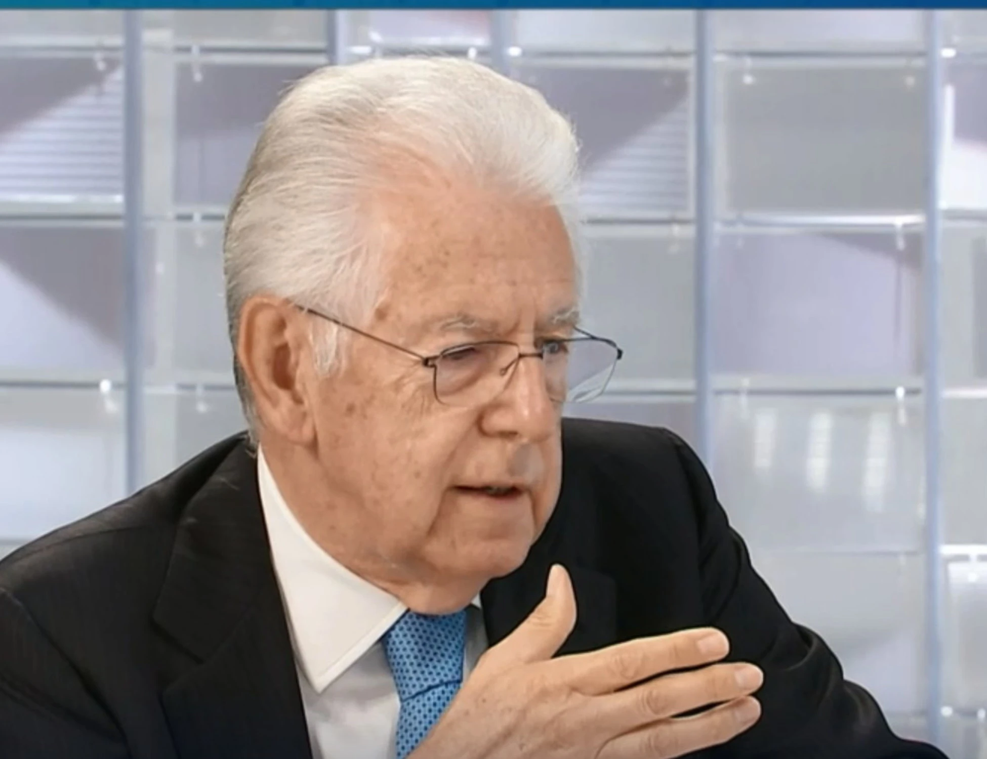 Giorgia Meloni, il trionfo nelle parole di Mario Monti: "Una delle poche al mondo"