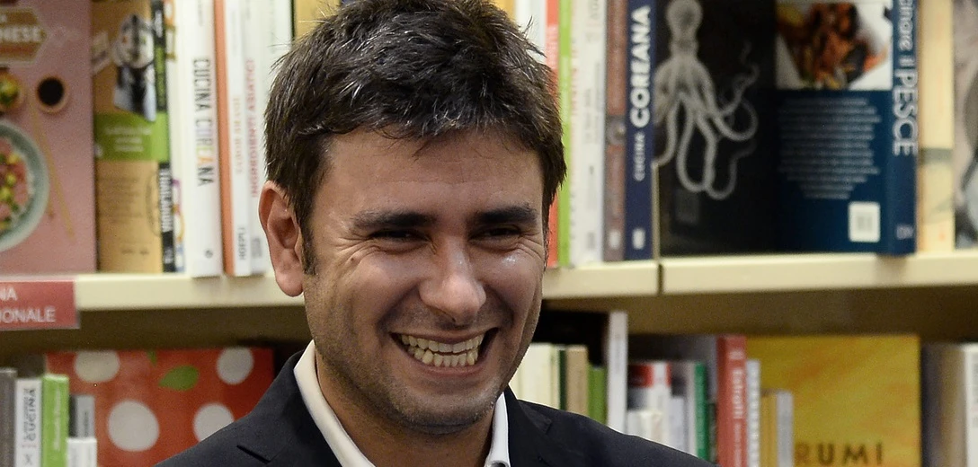 Alessandro Di Battista, il retroscena: cancellare questo M5s, il suo piano per la leadership