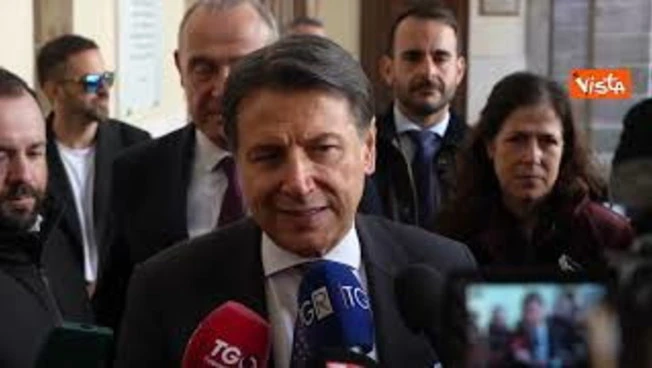 Crisi Golfo, Conte: Il Governo non deve lasciarsi trascinare in azioni militari in Iran