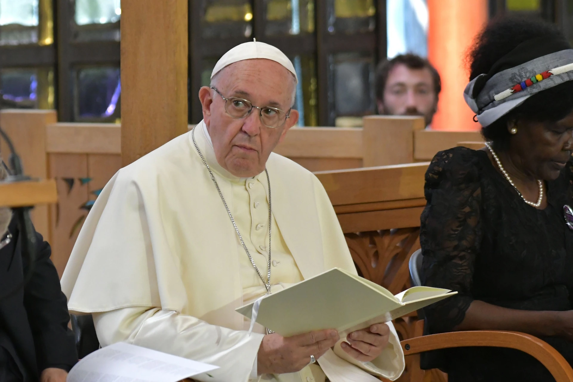Papa Francesco, la confessione sulla crisi privatissima: "Ho avuto dubbi: come ne sono uscito"
