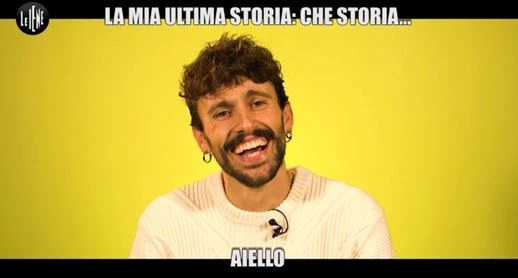 Le Iene, Antonio Aiello e l'offerta piccante a Barbara D'Urso: "È bona, perché no?"