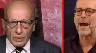 PiazzaPulita, "hai mai ravanato a sinistra?". Sallusti lo inchioda e Formigli sbrocca: coscienza sporca