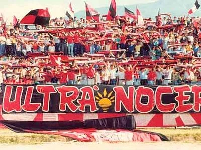 Scontri allo stadio, manette per quindici ultras della Nocerina