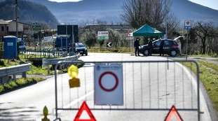 Coronavirus, bollettino 7 novembre: quasi 40mila contagi e 425 morti. Su ricoveri e intensive, nuove zone rosse in arrivo