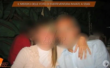 Garlasco, il giallo delle foto di Tenerife inviate a Stasi: chi è la donna bionda