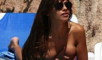La Minetti scrive alla Guerra:&quot;Mai detto che sei una escort,spero che torniamo amiche&quot;