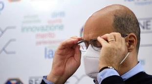 Nicola Zingaretti, "la bomba Coric": indagine sull'uomo dei soldi del governatore. Calcio e affari, clamoroso sospetto politico