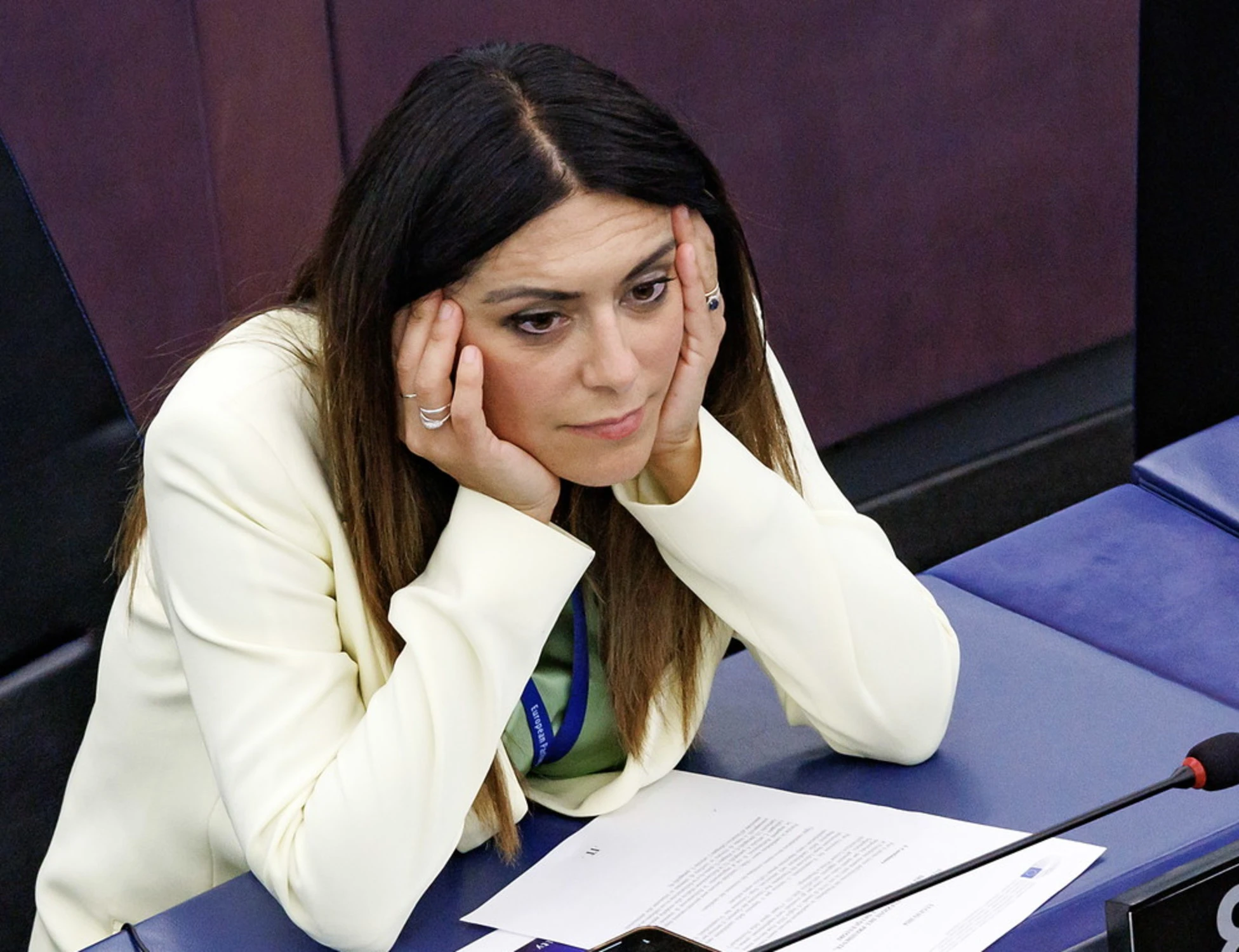 &quot;Per vincere...&quot;: Picierno spiana Franceschini, guerriglia-Pd