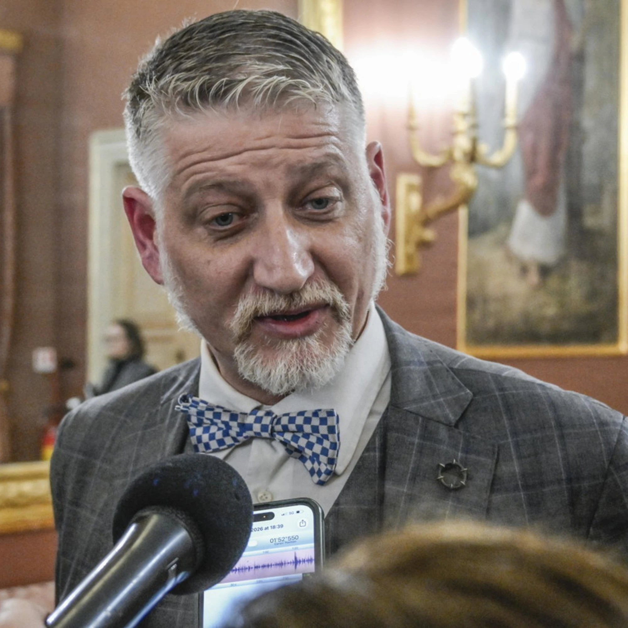 Quel grande gelo alla Biennale tra Giuli e Buttafuoco