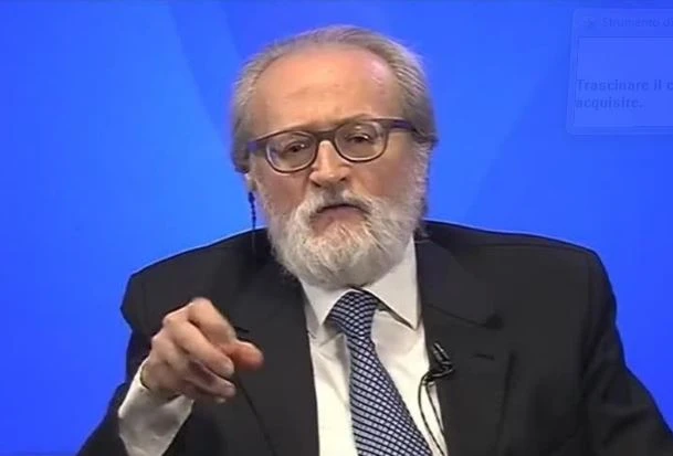 Paolo Becchi contro la follia di Grillo: "L'ultima dell'Elevato di sto' caz***". A chi vuole togliere il voto