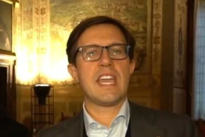 Virus, sindaco di Firenze lancia #AbbracciaUnCinese