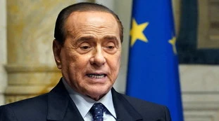 Silvio Berlusconi, nuovo ricovero lampo: "Qualcosa da sistemare, di più non possiamo dire"