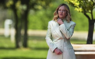 Meloni accusa la sinistra: "Contro di me attacchi sessisti vergognosi nel silenzio"