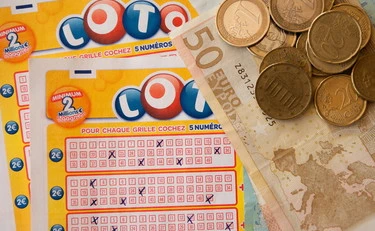 SuperEnalotto, a Oggiono è caccia al vincitore dei 223 milioni: spunta il nome di Roberto
