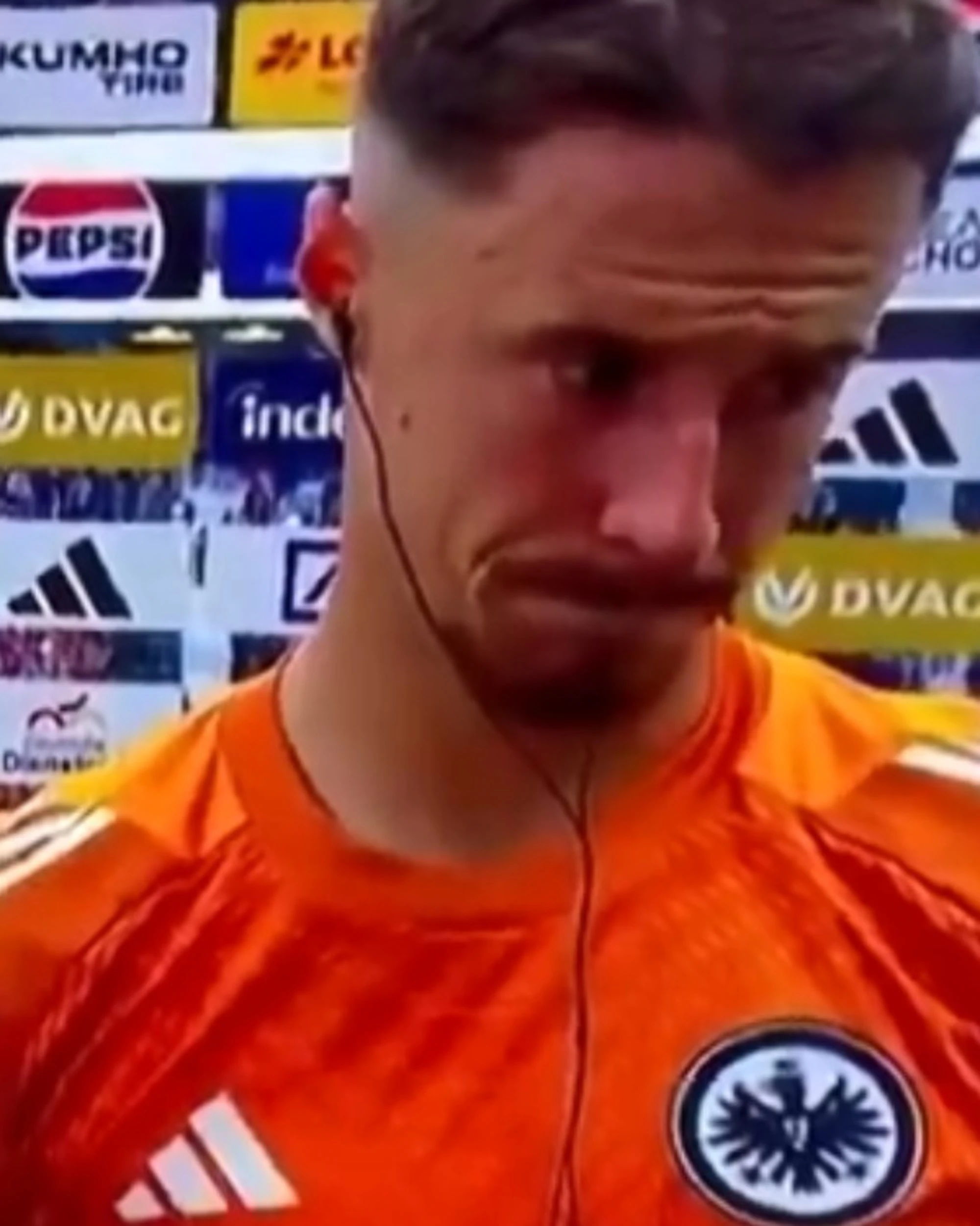 Bundesliga, perde 4-1? La gaffe della giornalista: "Contento?"