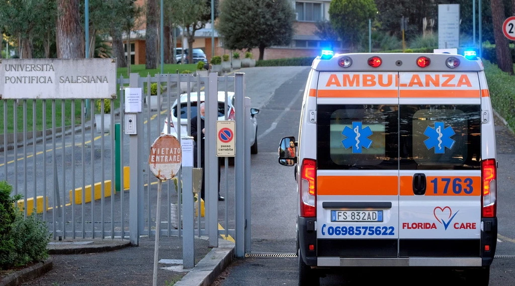 Coronavirus, nuovo focolaio a Parma: 33 dipendenti di un'azienda positivi, "caccia ai contatti"