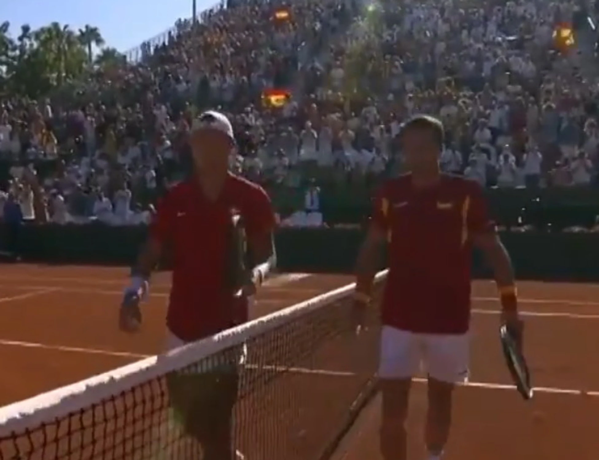 Rune sbrocca, caos a fine partita: "Visto cos'ha fatto?"