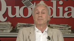 Fatto Quotidiano, che siluro per Marco Travaglio: Carlo Tecce lo molla per la concorrenza