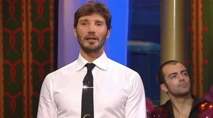 De Martino, bomba di Dagospia: "Soldi, cosa nasconde alla Rai"