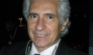 Anche Corradino Mineo va con il PdIl partito dei giornalisti si allarga