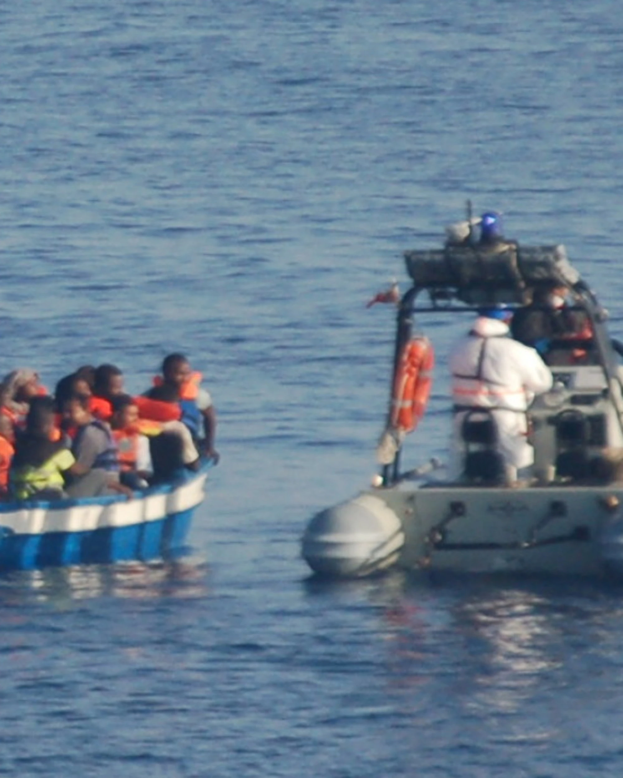 Immigrazione, le intercettazioni-choc dei trafficanti: "Se diventano succo..."