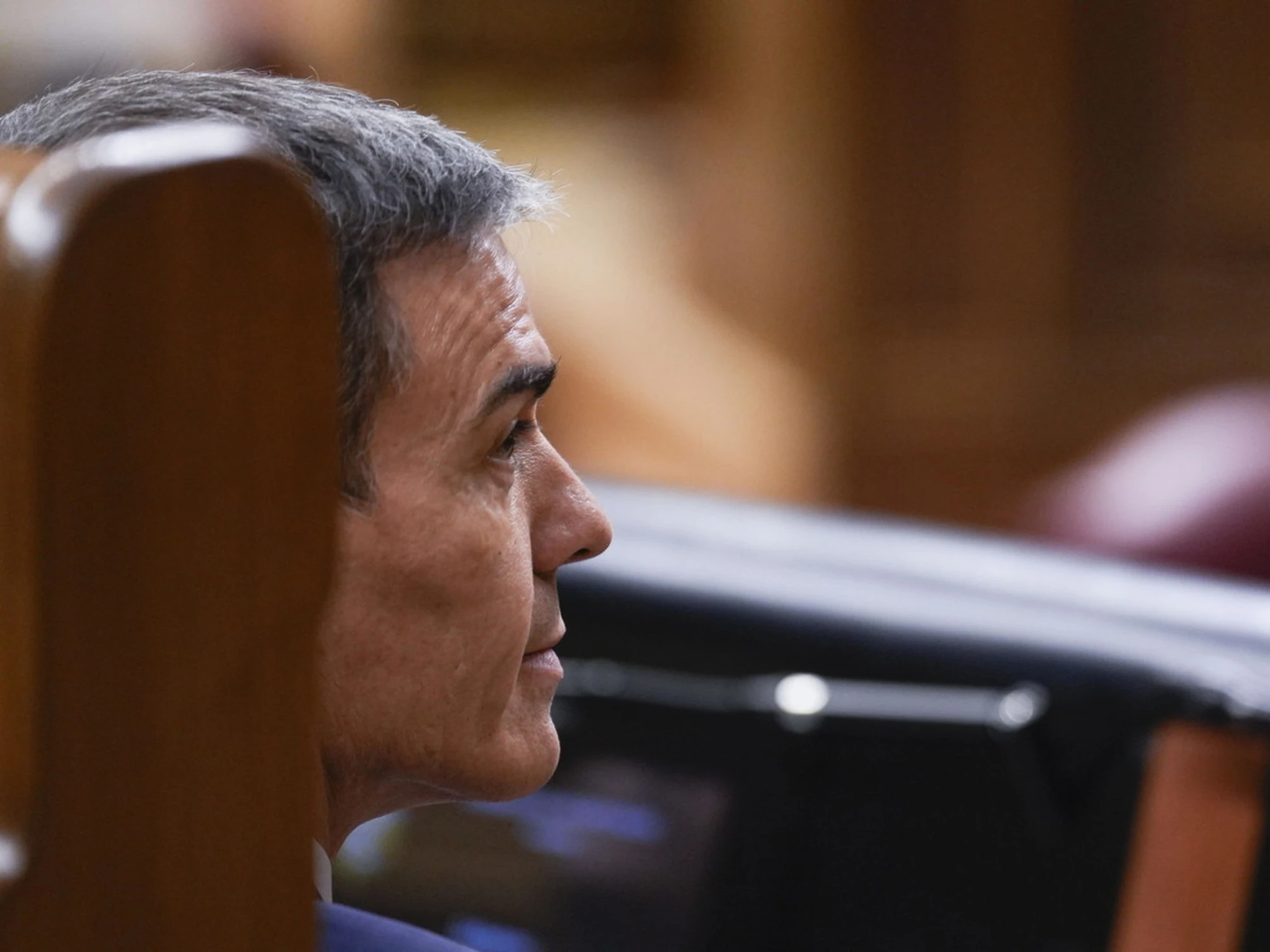 Zapatero, viene giù un altro mito della sinistra nostrana (e amico dei dittatori)