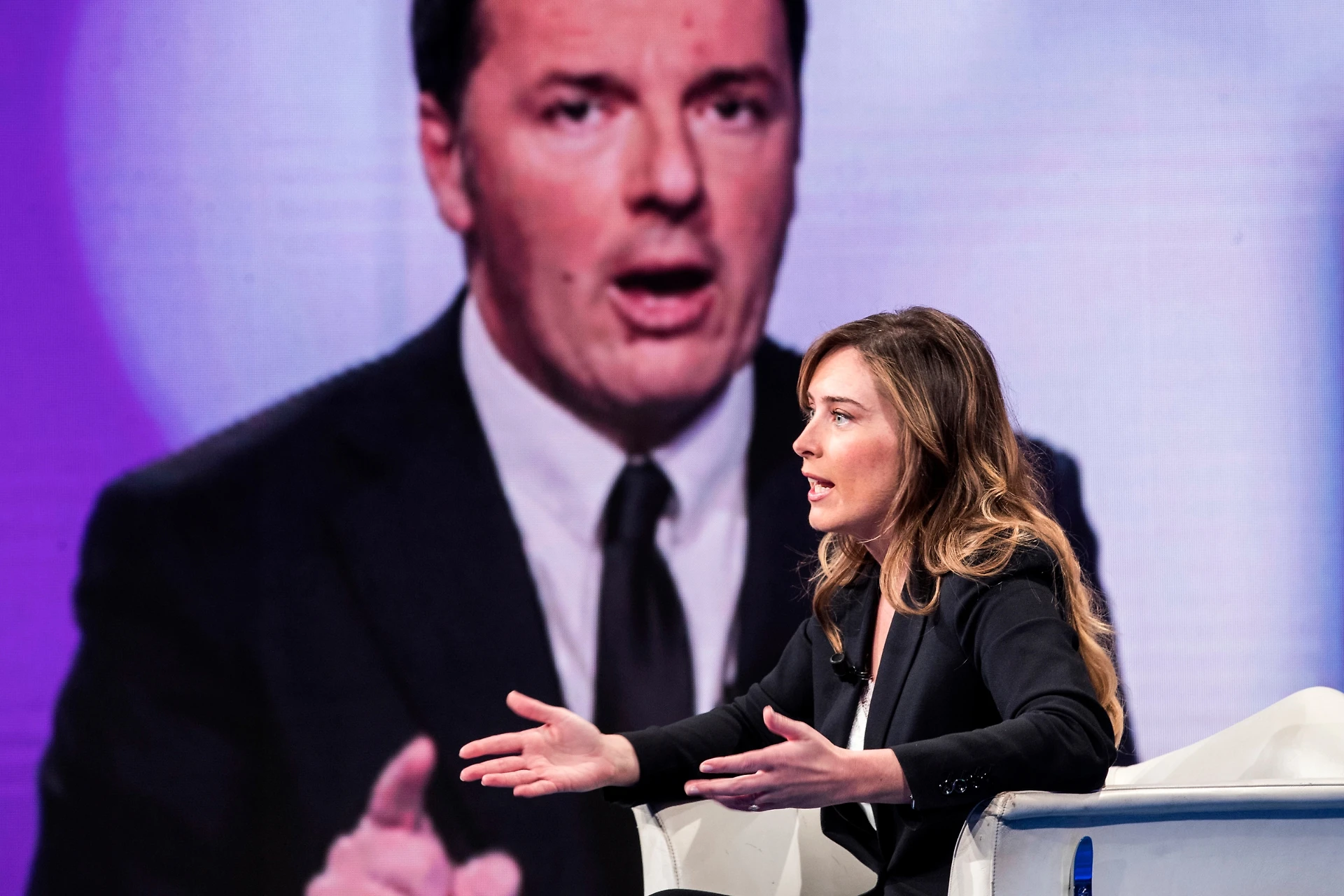 Pd, Maria Elena Boschi possibile candidata alle primarie: i renziani verso il suicidio