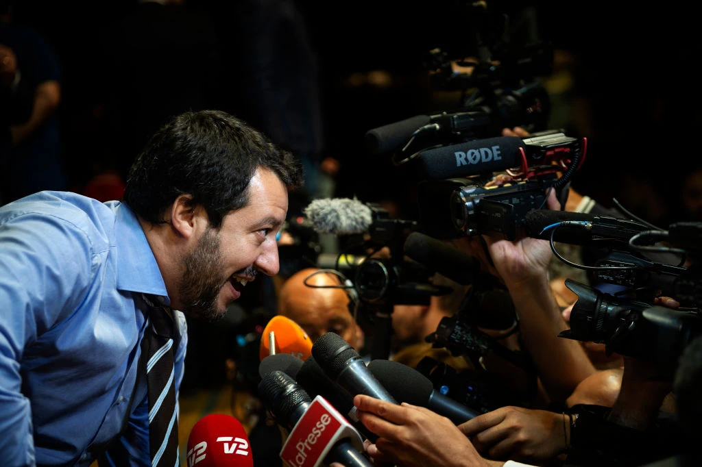 Matteo Salvini e i porti chiusi, il retroscena: "Mossa a tavolino studiata da 10 giorni"