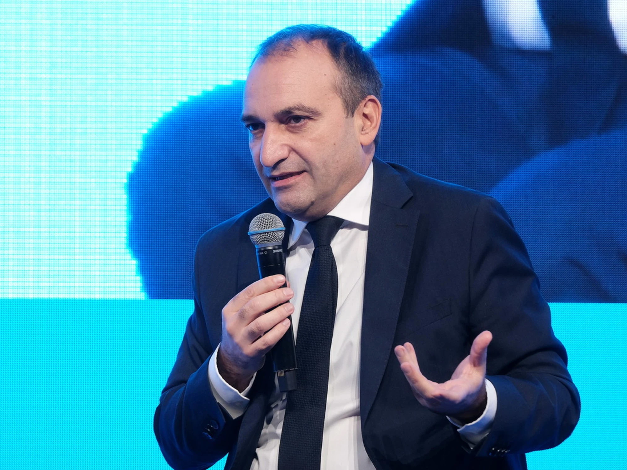 Assalto a La Stampa, il sindaco Lo Russo balbetta