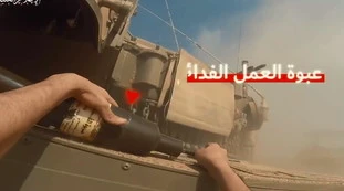 Hamas, l'attacco kamikaze: "Si fa superare dal blindato, poi il blitz"
