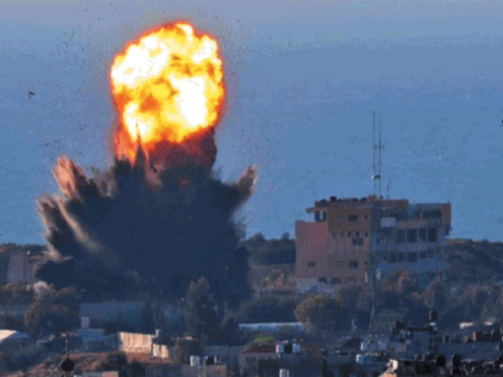 L'attacco su 7 fronti guidato da Teheran: così Israele ha respinto la minaccia più letale