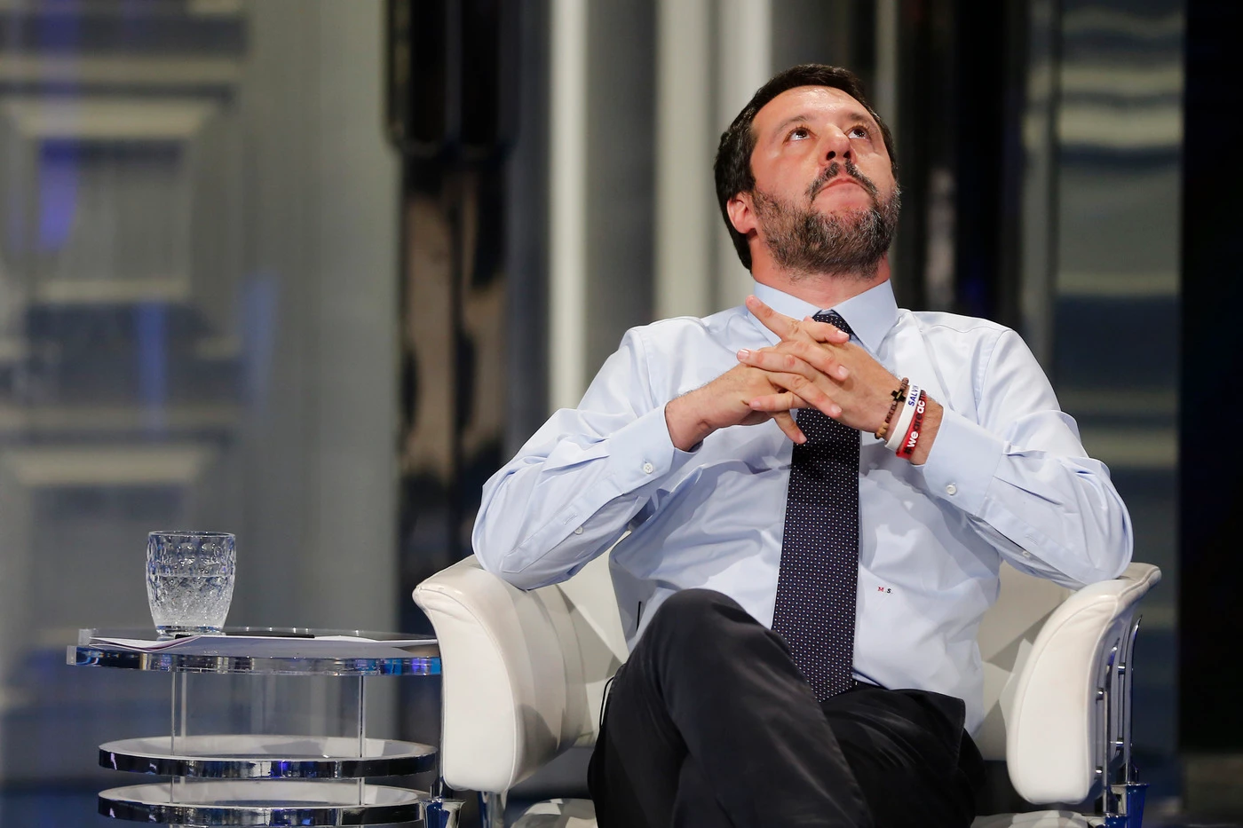 Matteo Salvini, retroscena da brividi. Ordine ai leghisti: cosa non devono fare, rischio crollo nei sondaggi