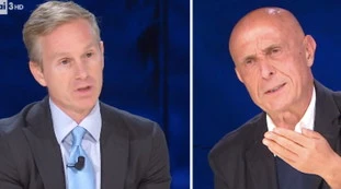 Cartabianca, la lezione di Minniti a Orsini: "Sai come si chiama questo?"
