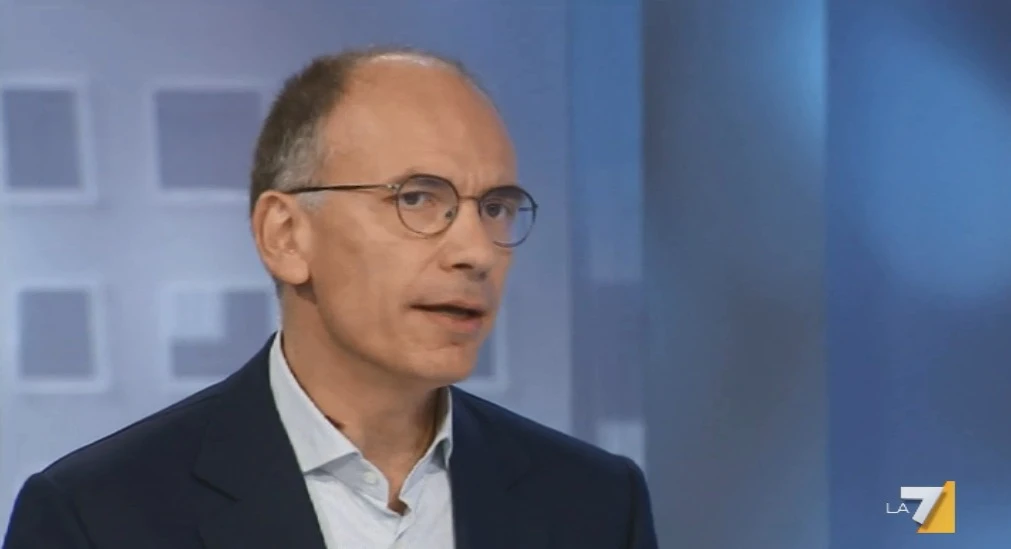 Enrico Letta a L'aria che tira: "Attenzione a Matteo Renzi, così il governo non mangia il panettone"