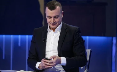 https://media.liberoquotidiano.it/JQwIITktZSaj_jFhf_s45du2wFEGHHxFJd-v1vGS-2M/width:800/quality:90/aW1hZ2VzLzIwMjYvMDUvMjYvMTE0MjExOTQzLWVhYTY3MDhkLTU4ZTAtNDhmYy1iZTgwLWIxNDIwYmNiY2VlNC5qcGc.webp