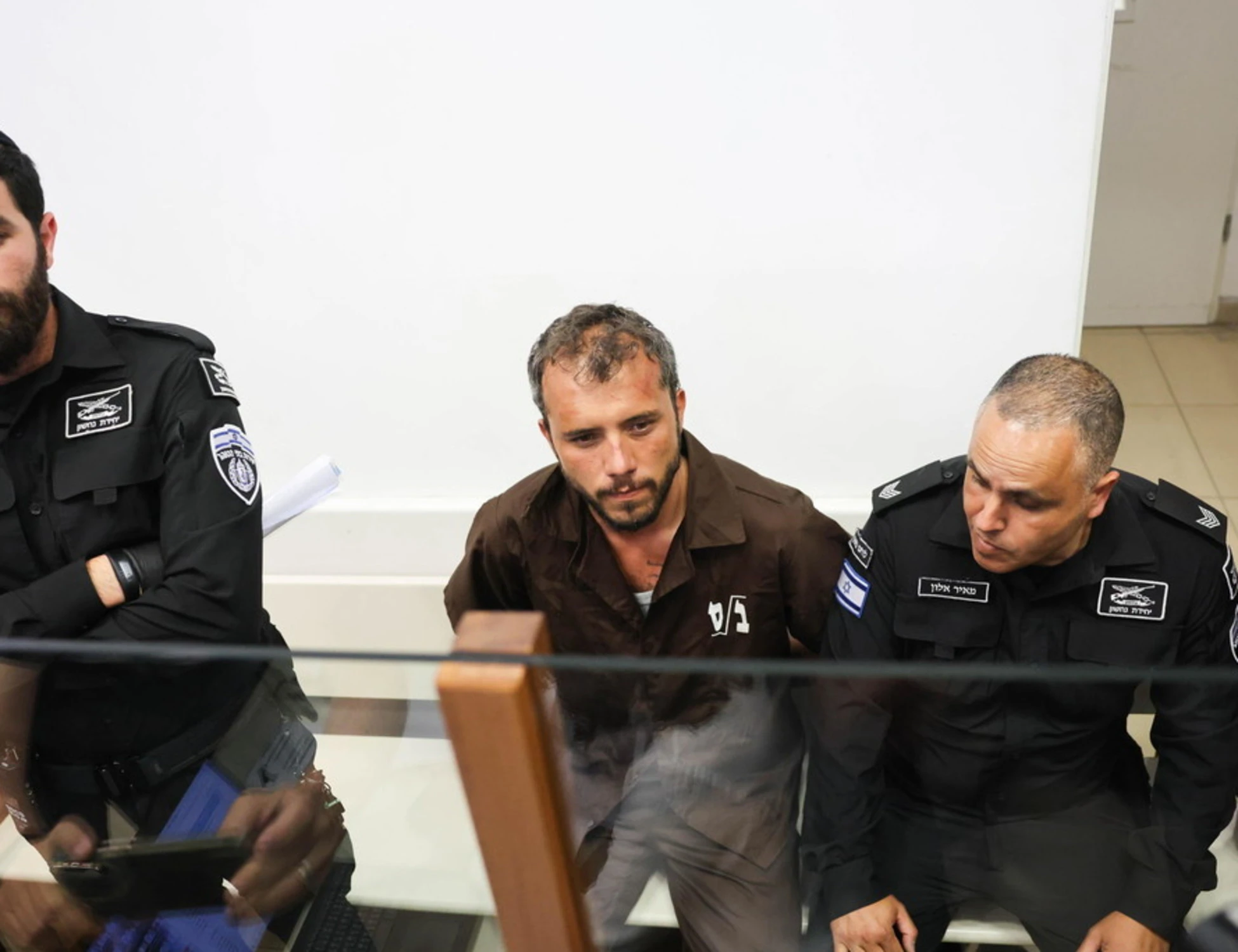 Flotilla, la sinistra scende in campo per i due fan di Hamas