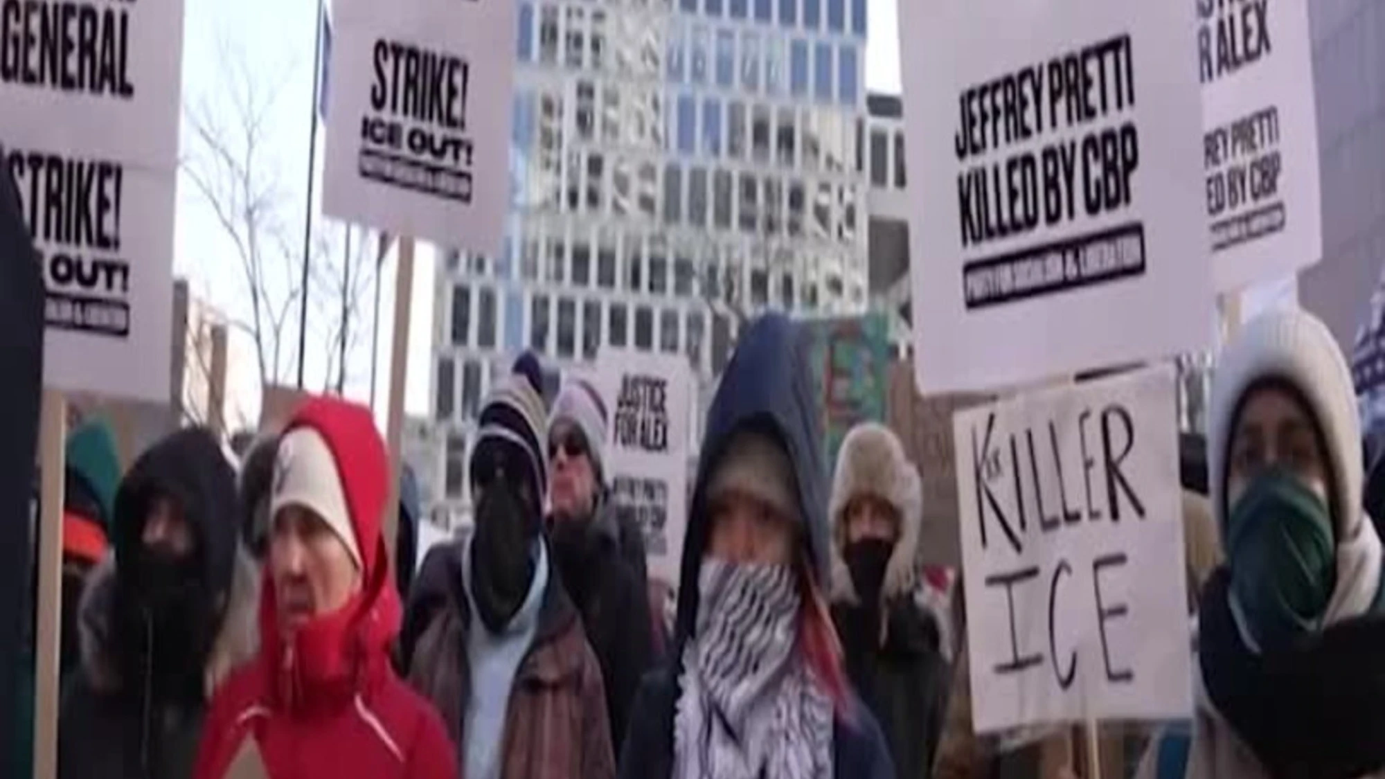 Minneapolis, nuove proteste per l'omicidio di Alex Pretti