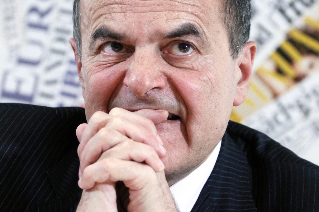 Prodi, Saviano e Repubblicaprovano a uccidere il Pd