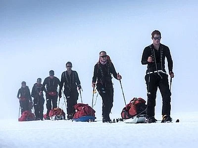 Harry e la sfida sottozero, in Islanda l'allenamento del principe a -40°